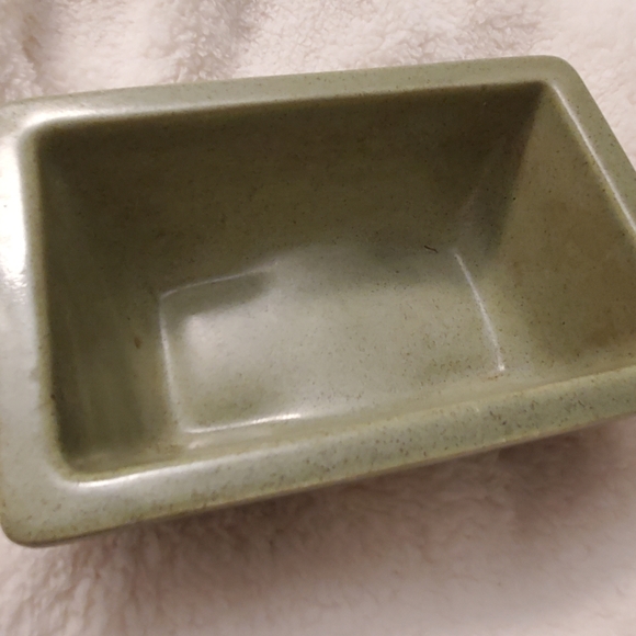 Vintage Haeger Speckled Olive Green Planter, #3991 - Picture 11 of 11